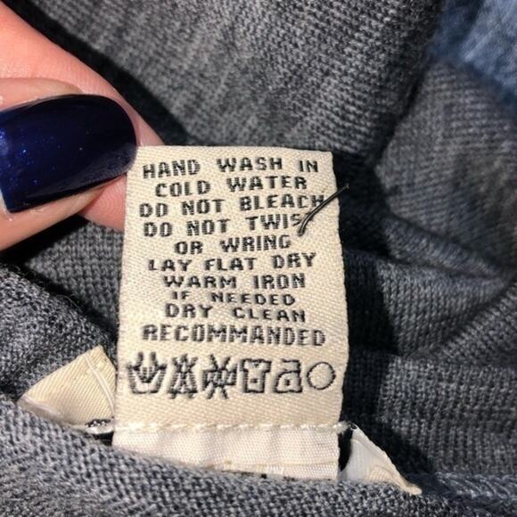 Vertigo Paris Gray Wrap Tie Front Merino Wool Open Front Cardigan Sweater M NWT - Picture 6 of 6